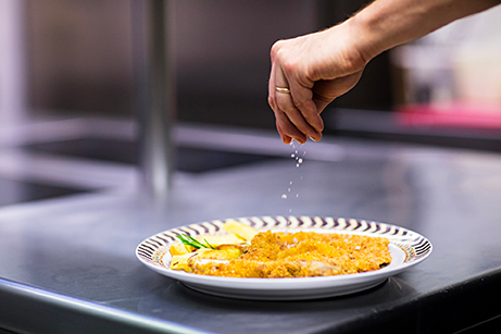 Cotoletta alla Milanese - Milanese cutlet