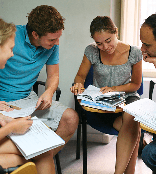 CURSOS DE ITALIANO EM ROMA