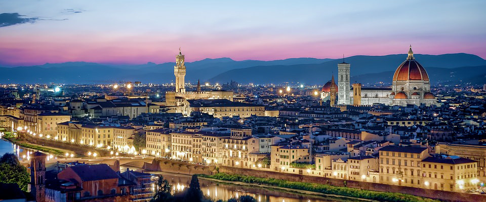 Studiare a FirenzeLa culla del Rinascimento è pronta ad accoglierti, qui potrai vedere opere d'arte fra le più famose al mondo.